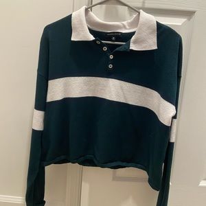 green cropped long sleeve